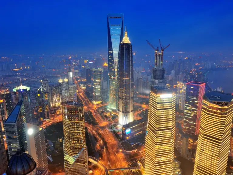 11. Dubai de noche