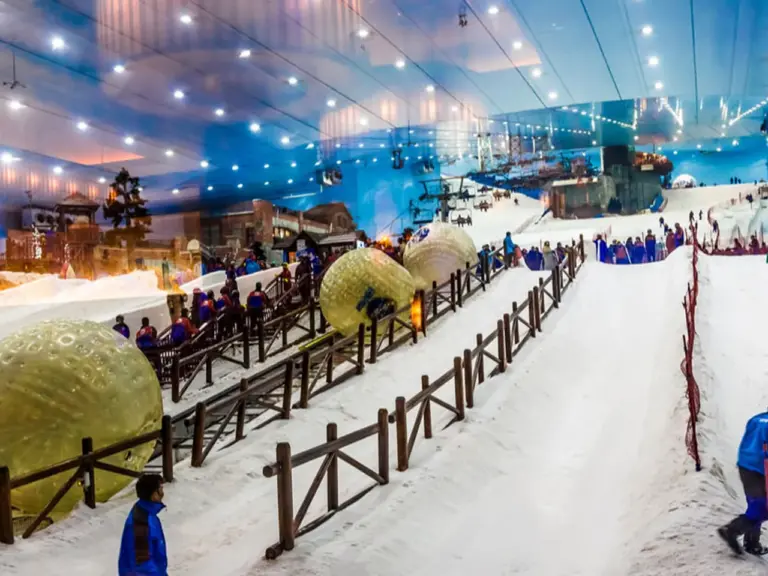 19. Ski Dubai